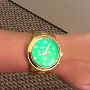 Michael kors runway watch