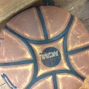 Meet your Posher, Cara