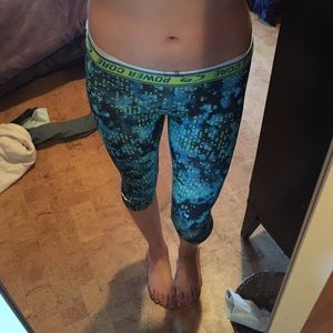 Champion Capri athletic leggings
