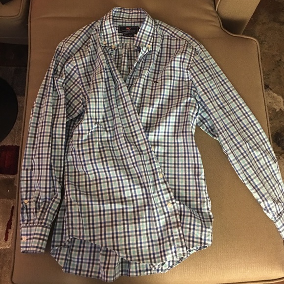 Vineyard Vines button down