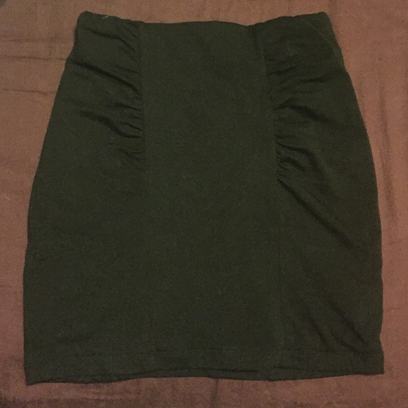 Black tulip skirt
