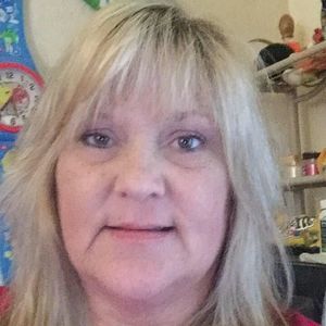 Meet your Posher, Joni