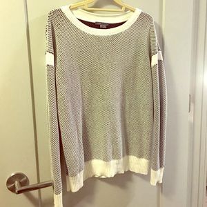 VINCE Sweater