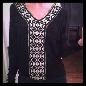 long sleeve black and white shirt