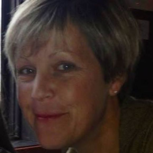 Meet your Posher, Deborah