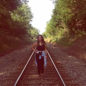 Meet your Posher, Alexandra