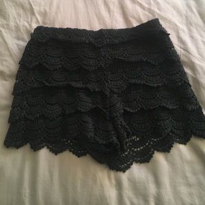 Zara lace black shorts