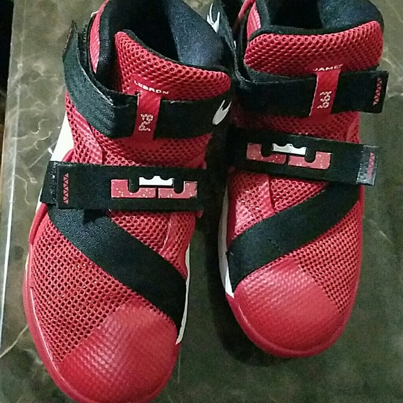Little Boy's Lebron Sneakers SZ 13