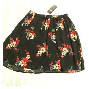 NWT- 2016 Hollister Skirt sheer floral mini