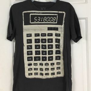 Graphic tee