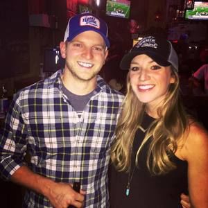 Meet your Posher, Caitlin