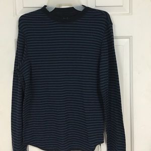Warm long sleeve Gap shirt