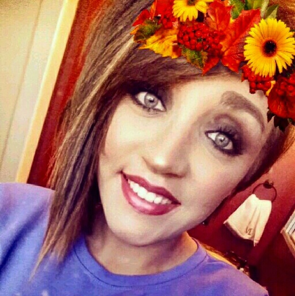 Meet your Posher, Shelby - Picture 1 of 1