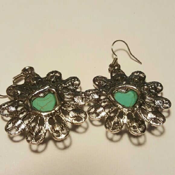 Sold Beautiful Bohemian Heart Earrings - Picture 3 of 3