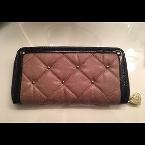 Betsey Johnson wallet