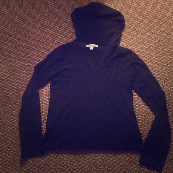 100% Cashmere Sweater