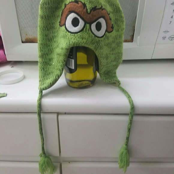 None Accessories Oscar The Grouch Sesame Street Beanie Unisex