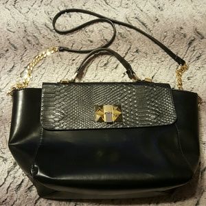 Bebe (2B)  purse