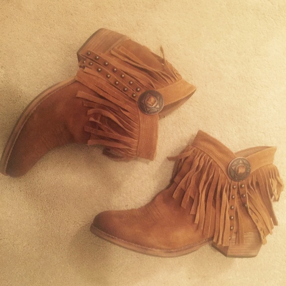 Sam Edelman Sidney fringe bootie