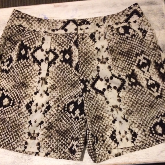 Worthington Animal printed women's 6