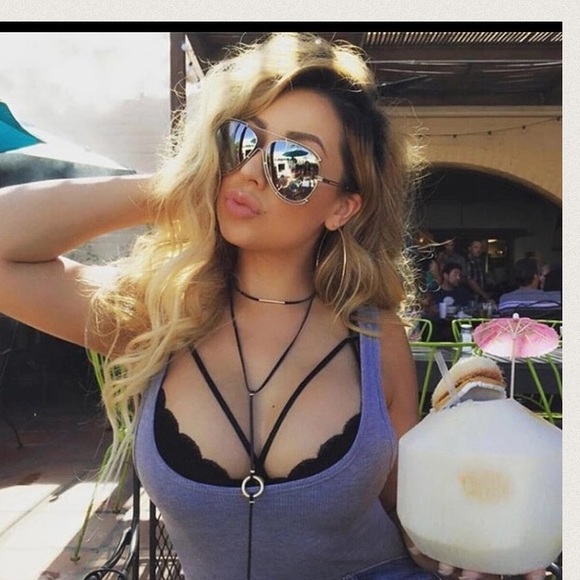 CALI GIRL choker - Picture 2 of 4