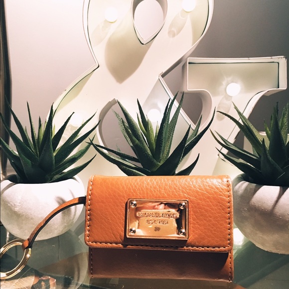 Michael Kors Brown Key Cles Coin Wallet