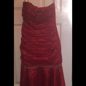 Red Formal Strapless Dress
