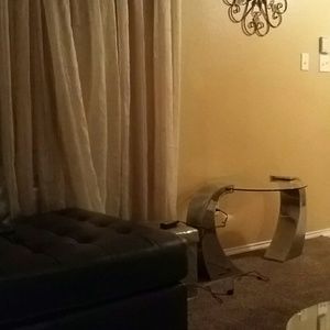 Meet your Posher, Ghada