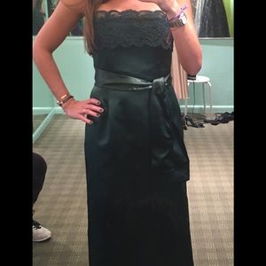 Dress with lace detail and removable belt