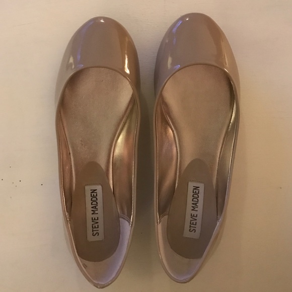 Steve Madden Nude Flats