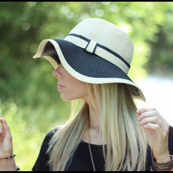 Accessories - Black and Tan hat Accessories - Black and Tan hat