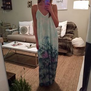 Lovestitch Palm Maxi