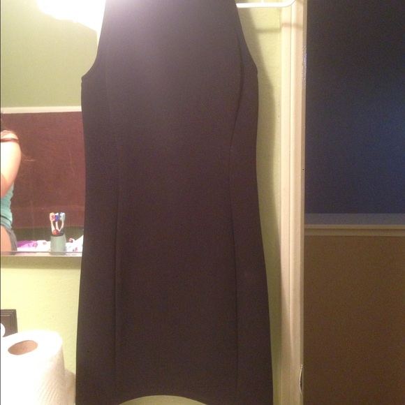 Fitted dress - Picture 2 of 2