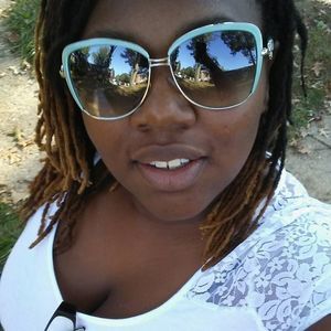 Meet your Posher, April