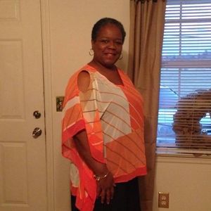 Meet your Posher, Daphne