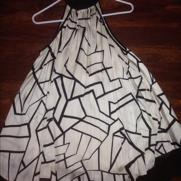 Flowy dress - Picture 2 of 2