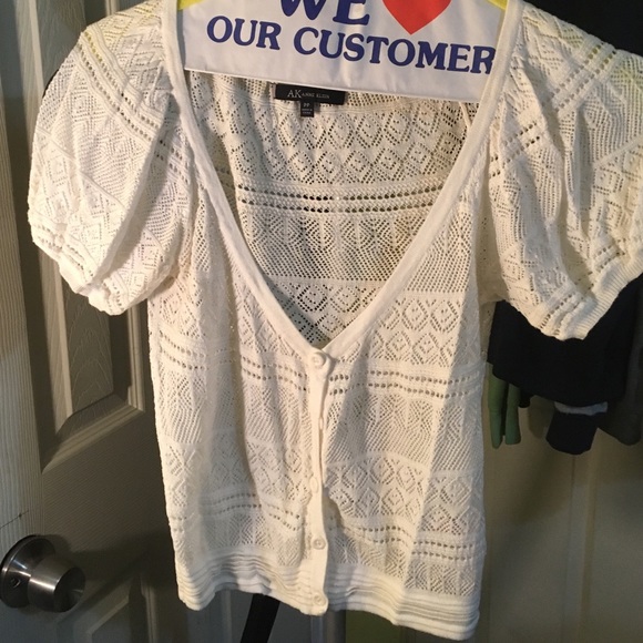 Crop top sweater