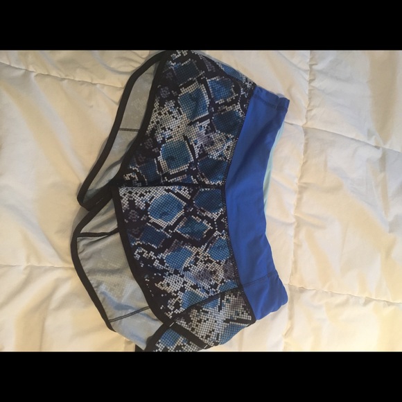 LuLu speed shorts