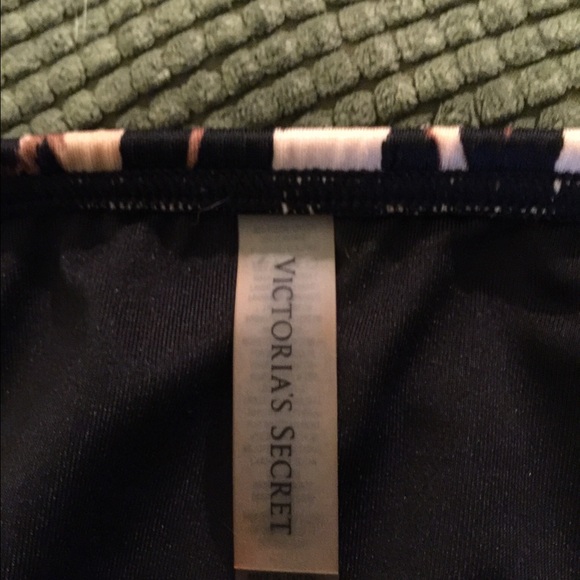 Victoria Secret swim skirt - Picture 2 of 4