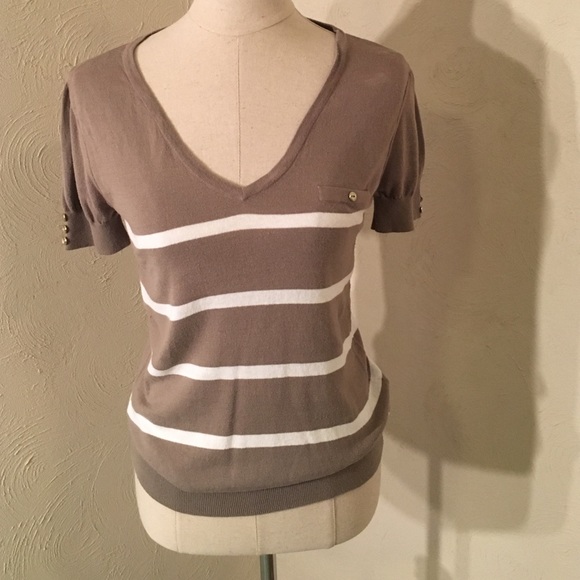 V-neck cotton blouse