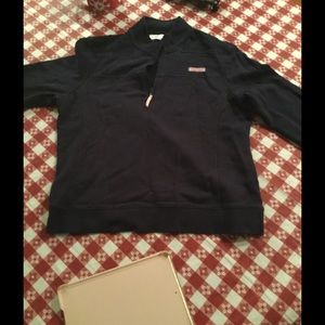 Vineyard vine nwot sweatshirt! Never worn!