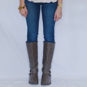 Brown riding boots 🆕