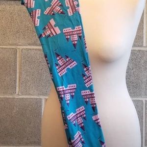 BNWT Never Worn OS LuLaRoe CASTLES