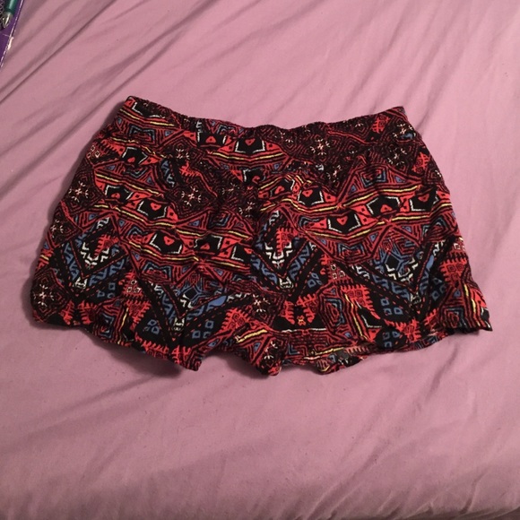 Printed Shorts from F21 size XS - Picture 1 of 4