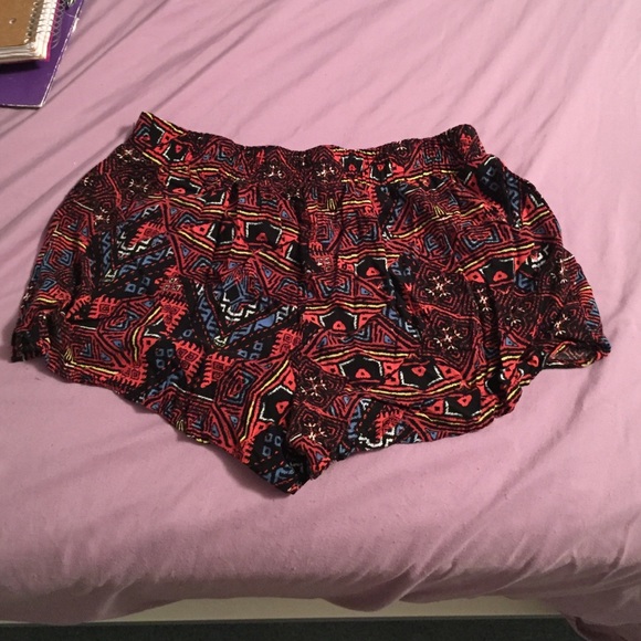 Printed Shorts from F21 size XS - Picture 3 of 4
