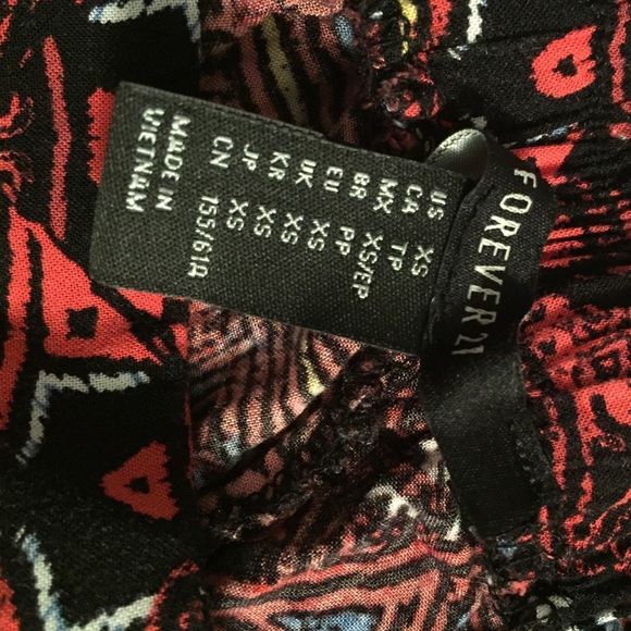 Printed Shorts from F21 size XS - Picture 4 of 4