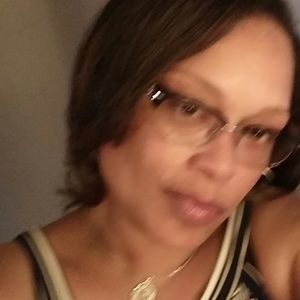 Meet your Posher, Marion