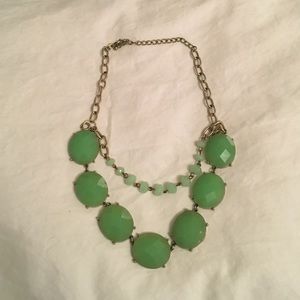 Premier Designs Mint Necklace and Bracelet