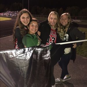 Meet your Posher, Ally