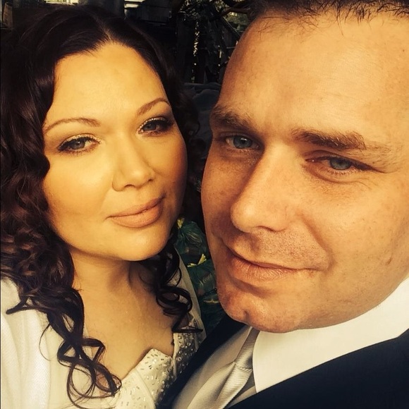 Meet your Posher, Debra - Picture 1 of 1